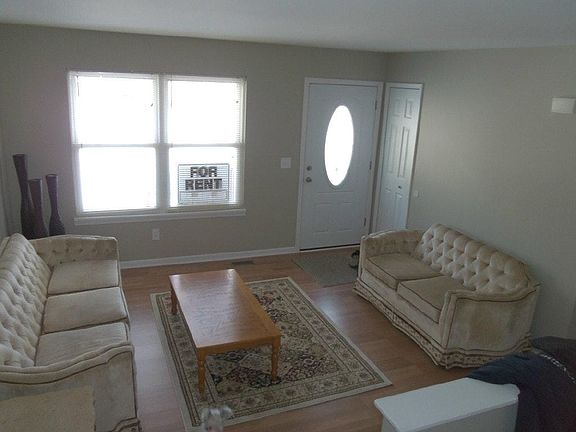 2nd image of 8727 Lincoln Dr