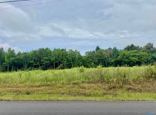 1392 Carroll Rd, Harvest, AL 35749