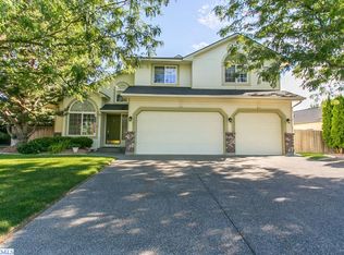 8900 W Hood Ave, Kennewick, WA 99336