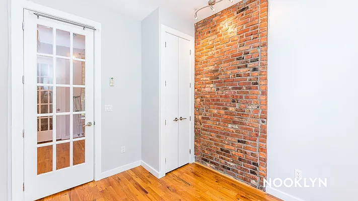 Rented by Nooklyn NYC LLC | media 19