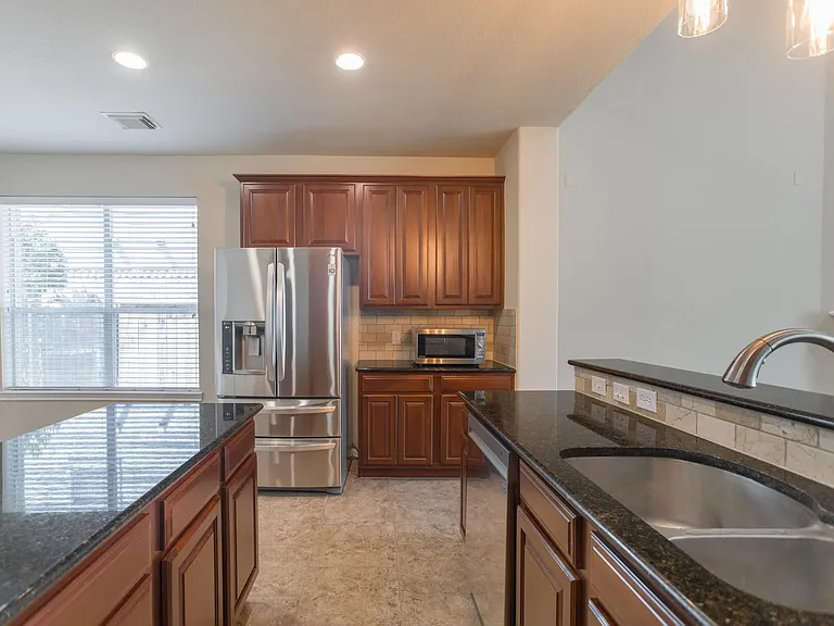139 S Rocky Point Cir — Photo 15