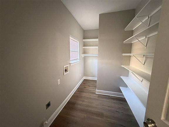 5th image of 716 74th St