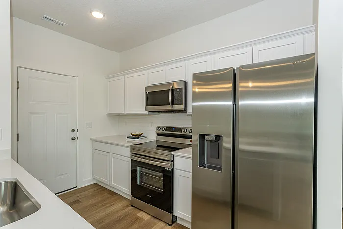 3 bed, 2.5 bath, 1536 sqft, $1,850 — Photo 4