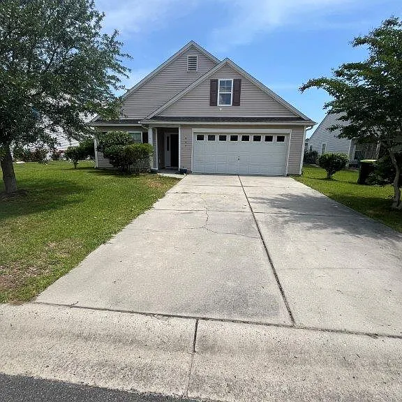 447 Palm Frond Dr — Photo 1