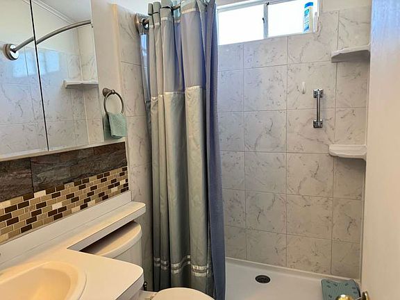 3rd image of 10442 N Frontage Rd #360