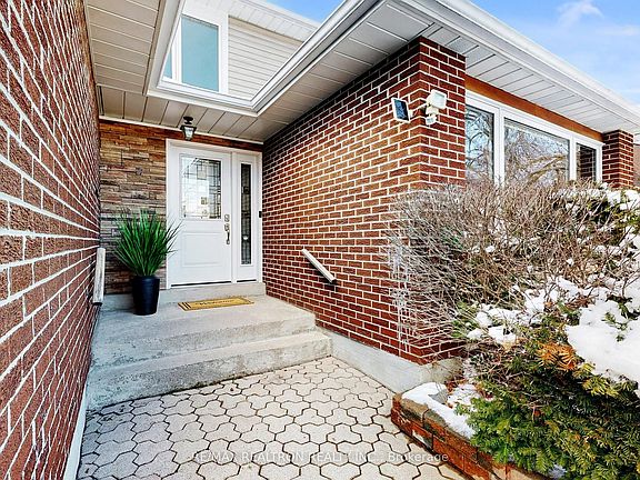 2nd image of 12 Hester Ct