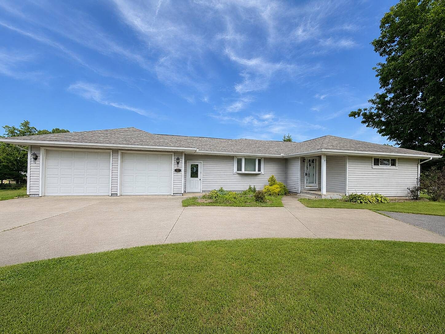 15115 Lake Ave, Middlefield, OH 44062 | MLS #11877426 | Zillow
