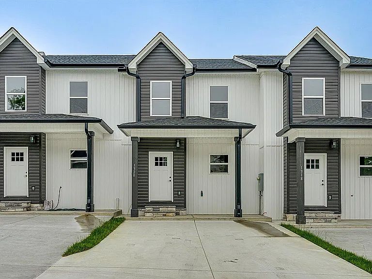 1st image of 1322 Unity Dr NE