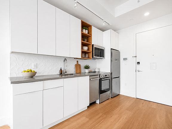5th image of 1457 Flatbush Ave #708