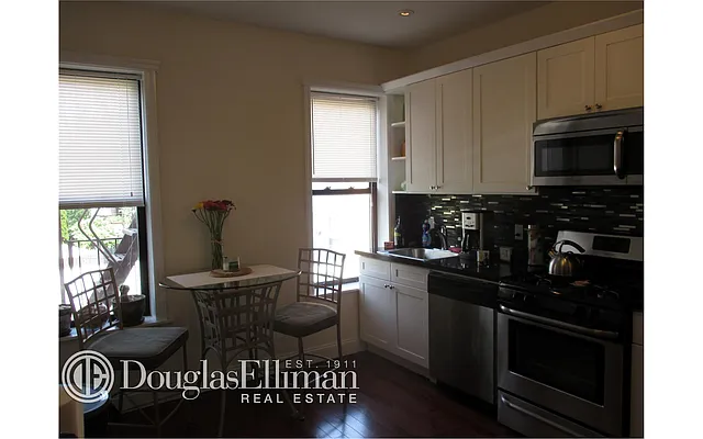 Rented by Douglas Elliman | media 20