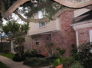 998 Memorial Village Dr #105, Houston, TX 77024