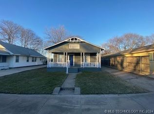 2427 E 10th St, Tulsa, OK 74104