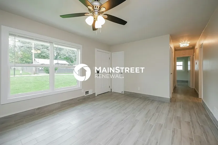 8335 Marlborough Dr — Photo 4