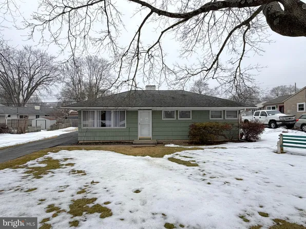 1931 Wabank Rd, Lancaster, PA 17603