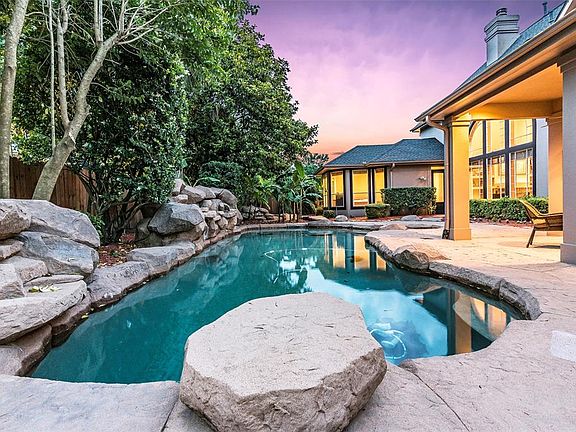 5th image of 3706 Acorn Ln