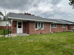 206 S 19th St, Elwood, IN 46036