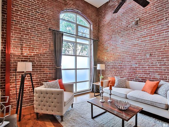 2nd image of 101 Harrison St #121