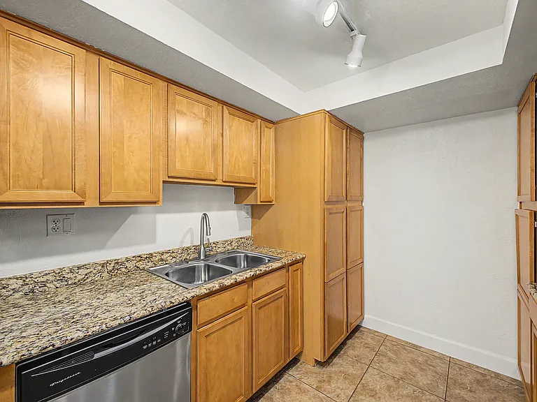 3825 E Camelback Rd #144 — Photo 10