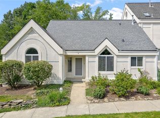 4 Ridgemead Fields Dr, Verona, PA 15147