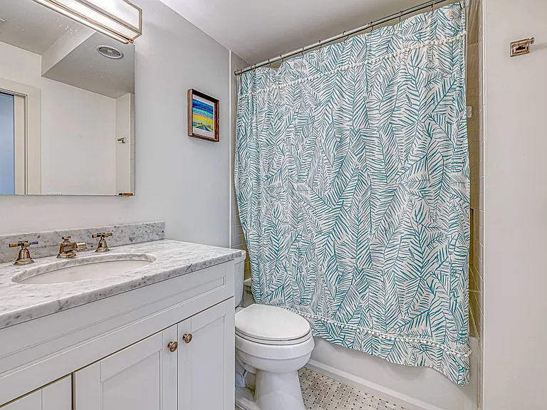 22 Pinetree Dr — Photo 12