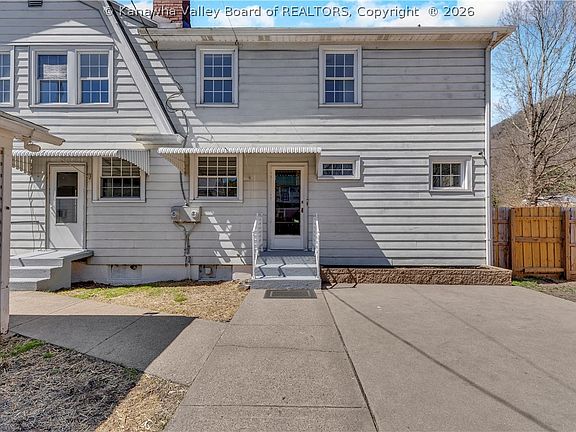 4th image of 12 Begonia Ln