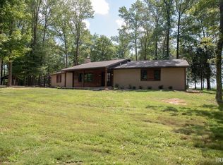 133 E Tennyson Rd, Boonville, IN 47601