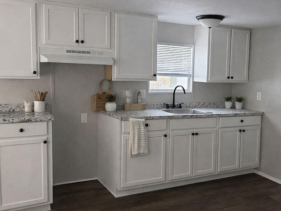 4th image of 10166 103rd St #37