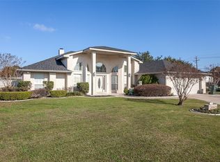 7908 Tom Dr, Port Arthur, TX 77642