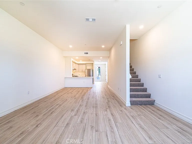170 S New Ave #3 — Photo 13