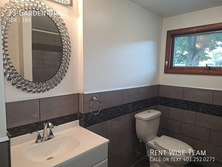 33 Garden Dr — Photo 16