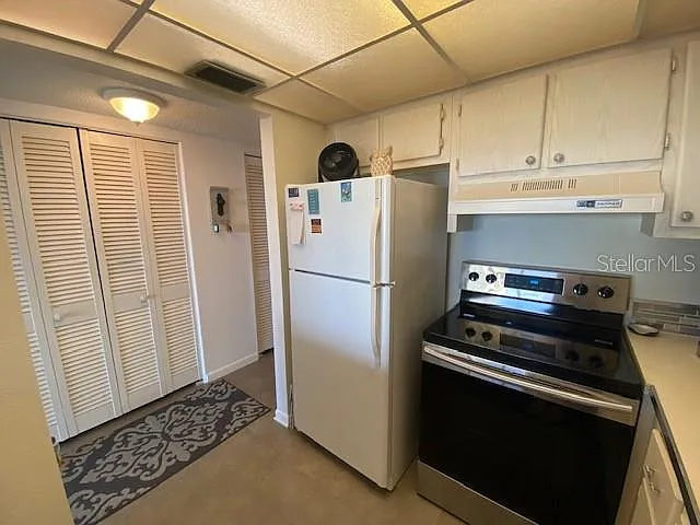 4575 Cove Cir #505 — Photo 11