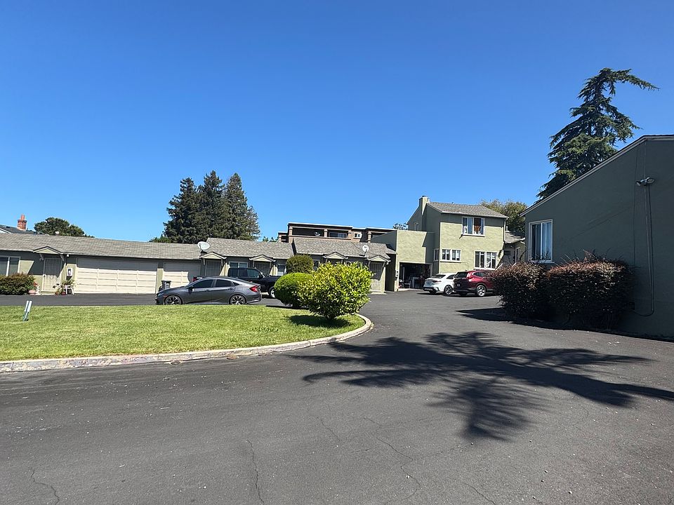 1st image of 1700 Grand Ave
