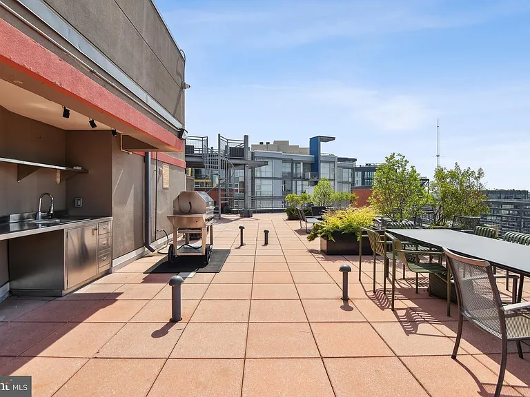 2120 Vermont Ave NW #7 — Photo 17