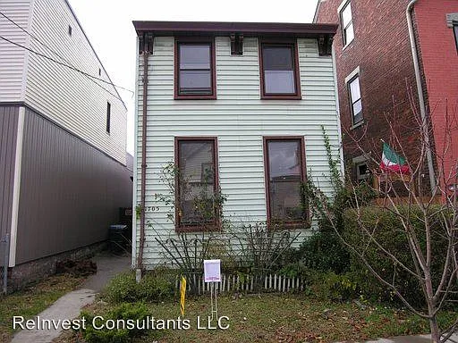 1705 Garrard St photo 1