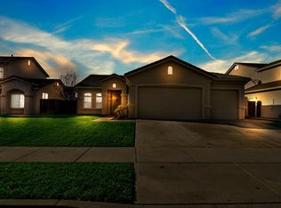 2300 Mackenzie Way, Yuba City, CA 95991