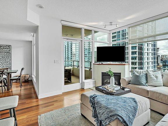 5th image of 1205 Pacific Hwy #1904