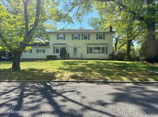 14 Silverbrook Place, Lincroft, NJ 07738