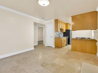 2418 V St APT 4, Sacramento, CA