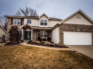 1053 Green Briar Hills Dr, O'Fallon, MO 63366