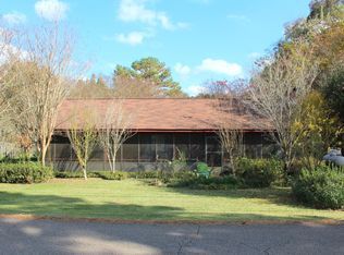 133 Dowdle Dr, Columbus, MS 39702