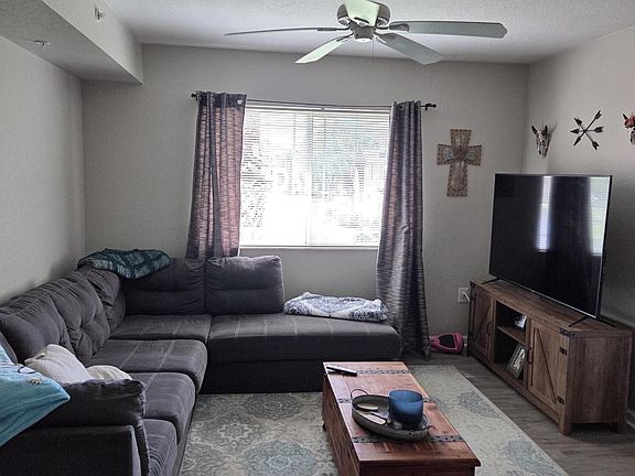 3rd image of 131 SW Palm Drive #206