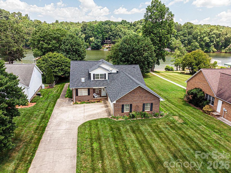 1st image of 1857 Hidden Pointe Dr