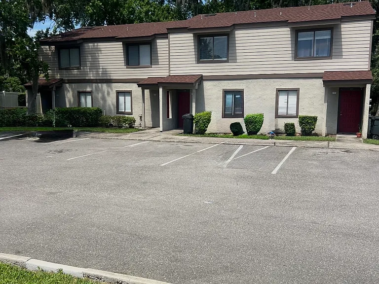 8300 Plaza Gate Ln #1152 — Photo 1