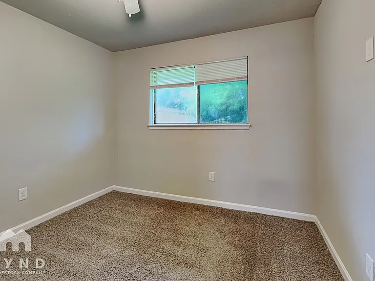 4523 Bayou Vista Dr — Photo 9
