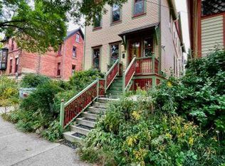 112 E Vine St, Milwaukee, WI 53212