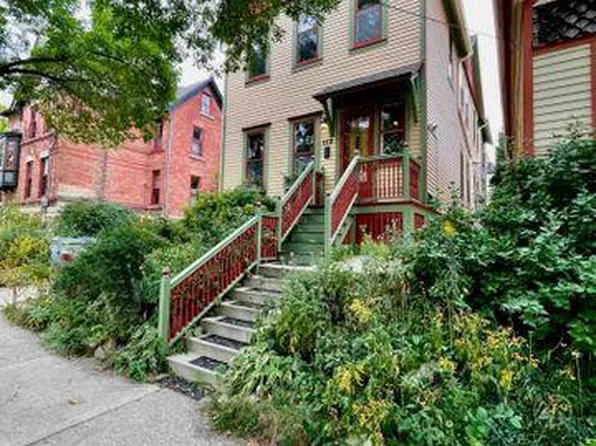 112 E Vine St, Milwaukee, WI 53212