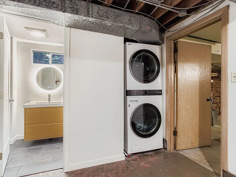 Basement bathroom/laundry