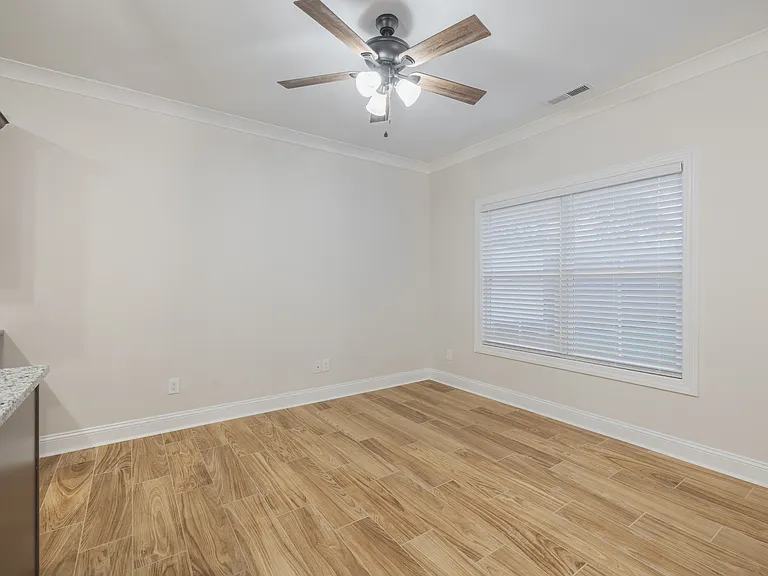 440-454 Wren Creek Ct — Photo 6