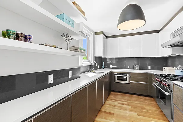 Sold by Compass | media 3