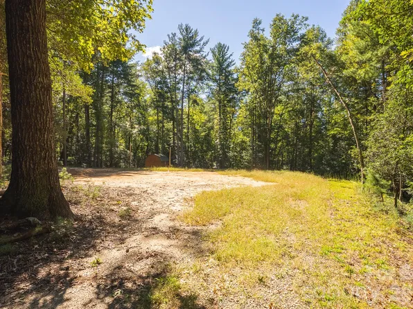 394 Rainbow Trout Dr, Hays, NC 28635